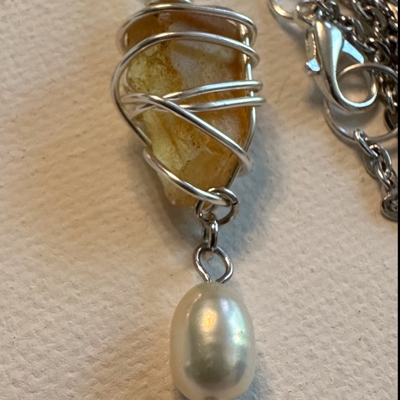 ARTISAN Cali Wrapped Sea Glass and Freshwater Pearl 19” Chain link Necklace - Picture 7 of 7